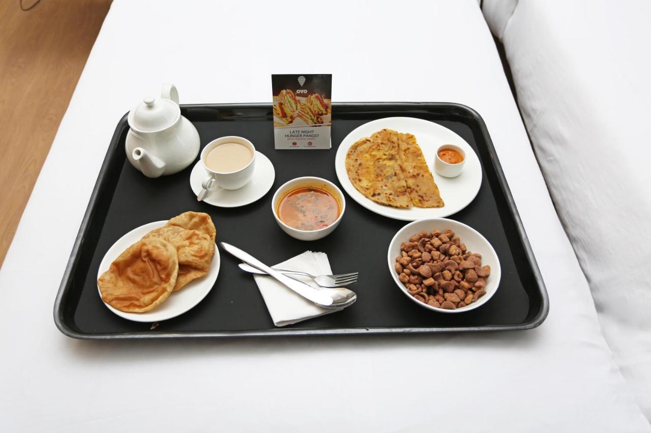 Oyo 22748 Barowalia Resorts 西姆拉 外观 照片